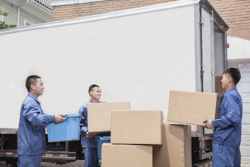 Professional packing supplies and organised moving boxes in a Rotherhithe home