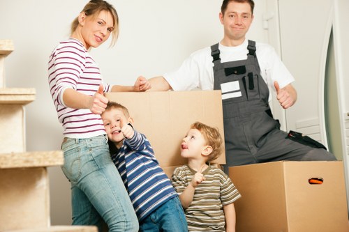 Practical removals truck for apartments and business moves